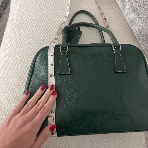 Beautiful Prada leather handbag - Picture 13 of 14